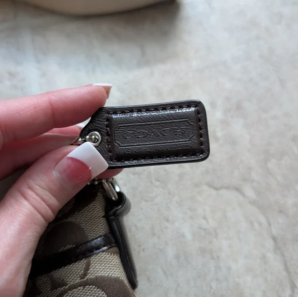 Coach Crossbody Bag - Picture 6 of 6